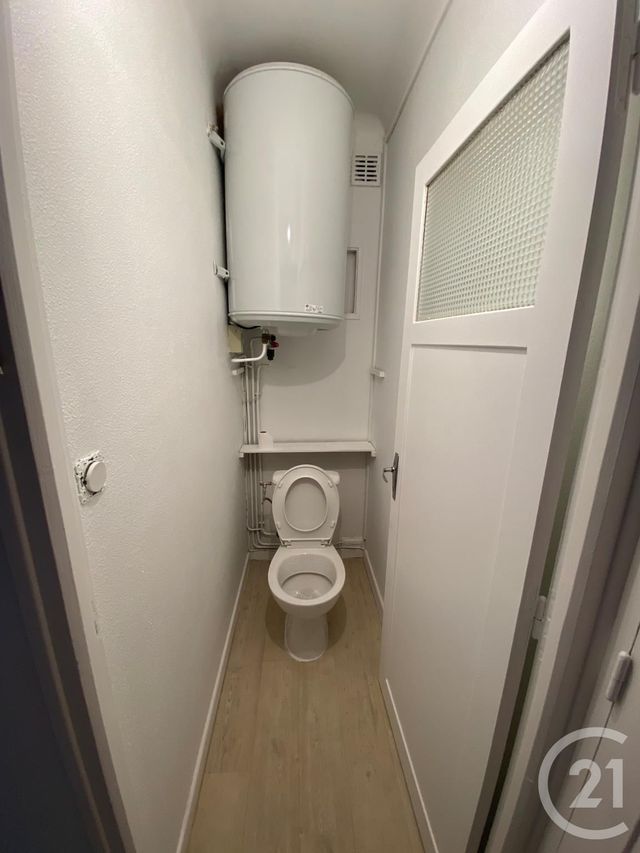 Appartement F3 à louer - 3 pièces - 61.45 m2 - RODEZ - 12 - MIDI-PYRENEES - Century 21 Foch Immobilier