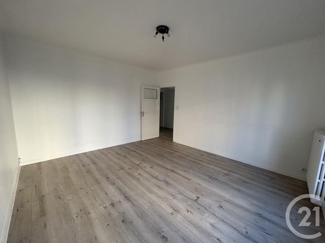 Appartement F3 à louer - 3 pièces - 60.29 m2 - RODEZ - 12 - MIDI-PYRENEES - Century 21 Foch Immobilier