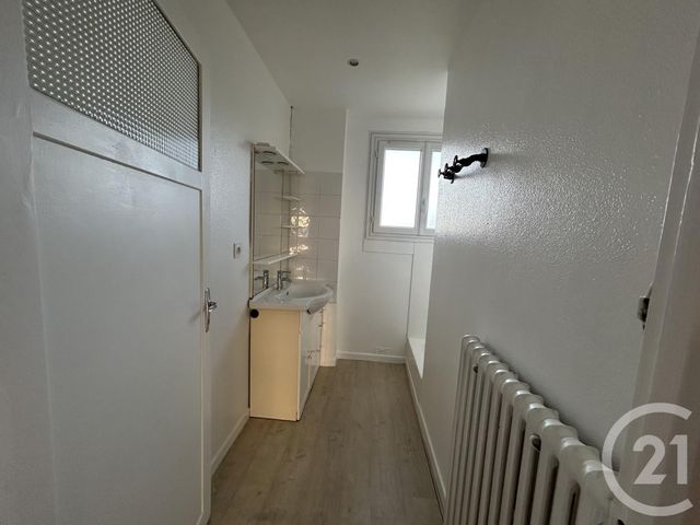 Appartement F3 à louer - 3 pièces - 60.29 m2 - RODEZ - 12 - MIDI-PYRENEES - Century 21 Foch Immobilier