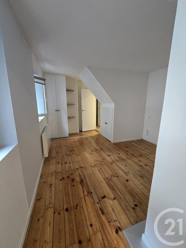 Appartement T3 à louer - 3 pièces - 90.32 m2 - RODEZ - 12 - MIDI-PYRENEES - Century 21 Foch Immobilier