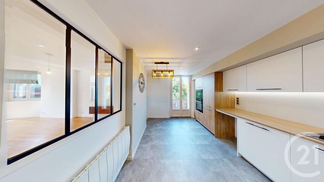 Appartement T3 à louer - 3 pièces - 90.32 m2 - RODEZ - 12 - MIDI-PYRENEES - Century 21 Foch Immobilier