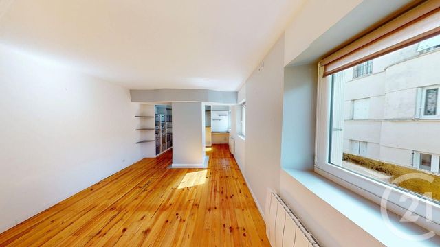 Appartement T3 à louer - 3 pièces - 90.32 m2 - RODEZ - 12 - MIDI-PYRENEES - Century 21 Foch Immobilier