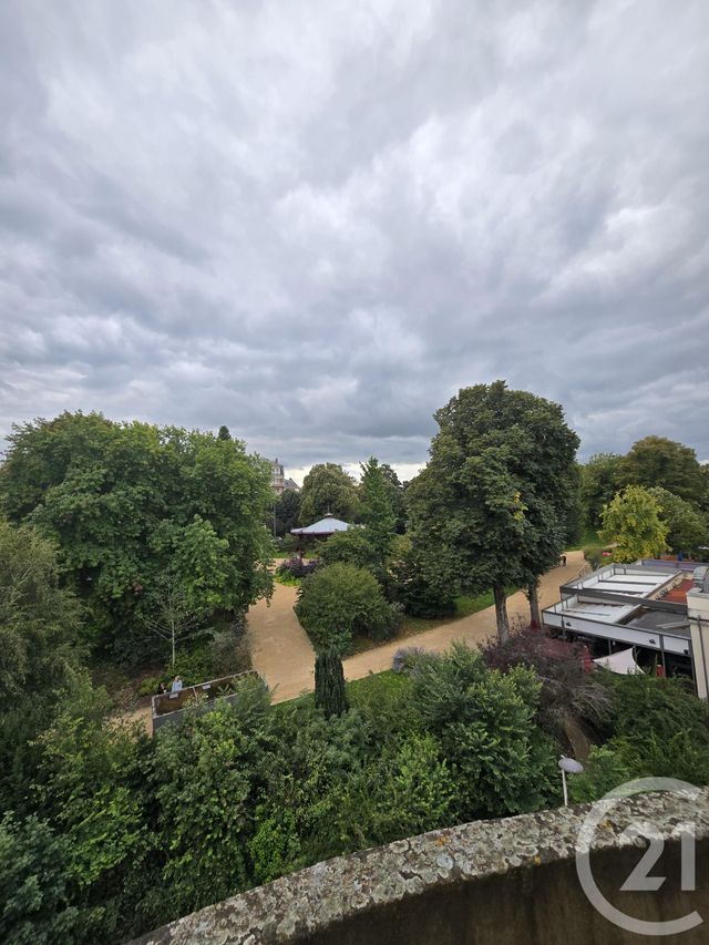 Appartement T3 à louer - 3 pièces - 90.32 m2 - RODEZ - 12 - MIDI-PYRENEES - Century 21 Foch Immobilier