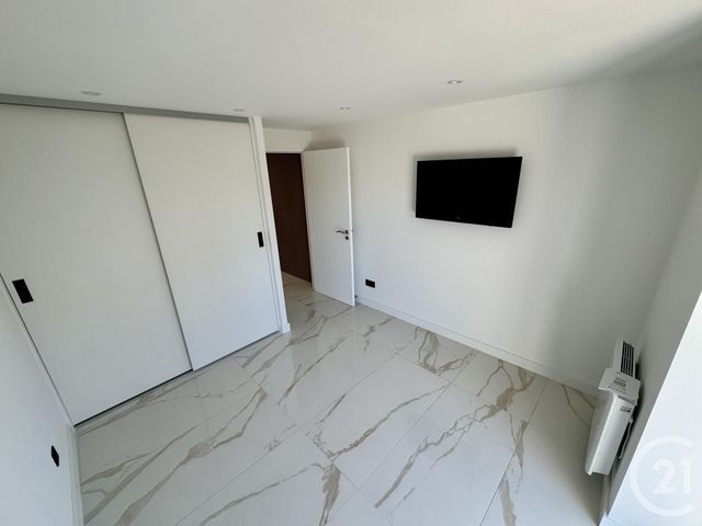 Appartement T3 à louer - 3 pièces - 74.46 m2 - RODEZ - 12 - MIDI-PYRENEES - Century 21 Foch Immobilier