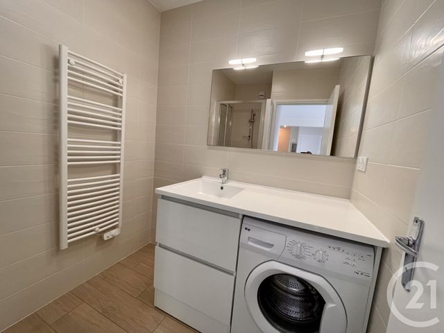 Appartement T2 à louer - 2 pièces - 52.95 m2 - RODEZ - 12 - MIDI-PYRENEES - Century 21 Foch Immobilier