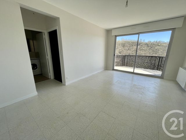 Appartement T2 à louer - 2 pièces - 52.95 m2 - RODEZ - 12 - MIDI-PYRENEES - Century 21 Foch Immobilier