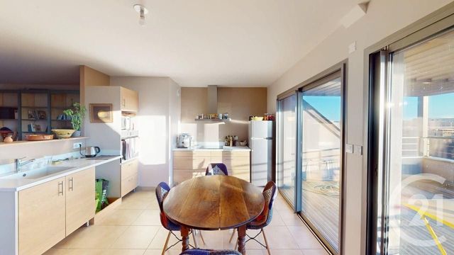 Appartement F3 à vendre - 3 pièces - 82.33 m2 - RODEZ - 12 - MIDI-PYRENEES - Century 21 Foch Immobilier