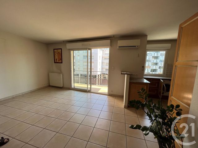 Afficher la photo en grand Appartement T3 à louer - 3 pièces - 62.85 m2 - RODEZ - 12 - MIDI-PYRENEES - Century 21 Foch Immobilier