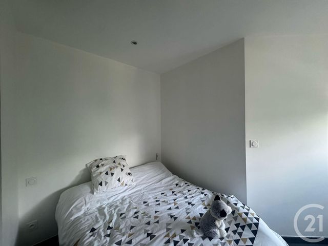 Afficher la photo en grand Appartement T2 à louer - 2 pièces - 30.76 m2 - RODEZ - 12 - MIDI-PYRENEES - Century 21 Foch Immobilier