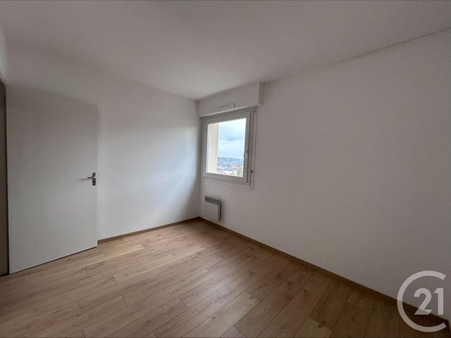 Appartement F4 à louer - 4 pièces - 85.0 m2 - RODEZ - 12 - MIDI-PYRENEES - Century 21 Foch Immobilier