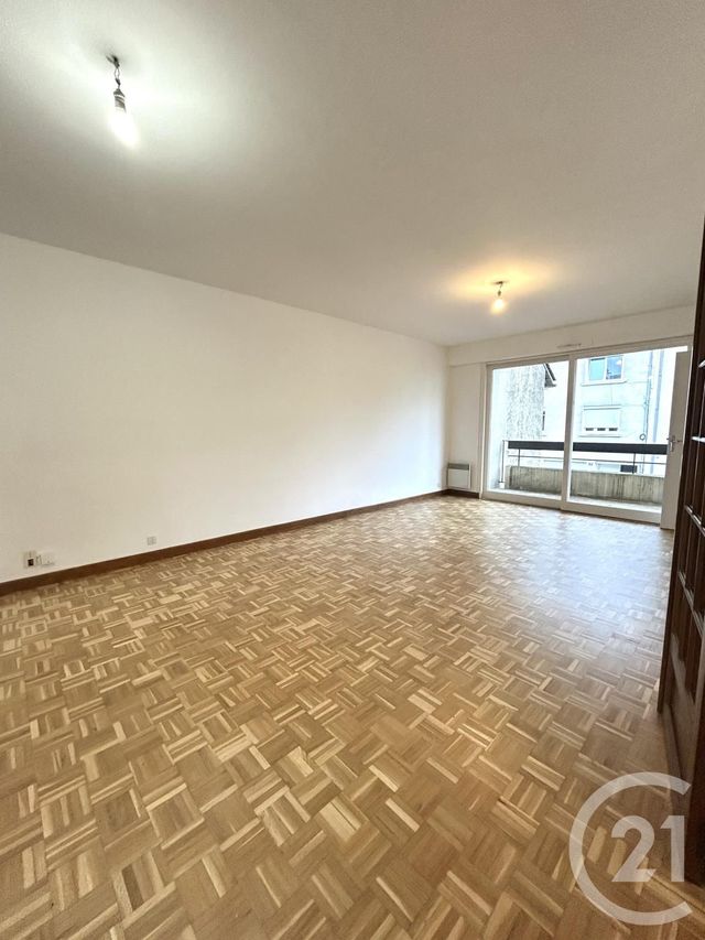 Appartement F4 à louer - 4 pièces - 85.0 m2 - RODEZ - 12 - MIDI-PYRENEES - Century 21 Foch Immobilier