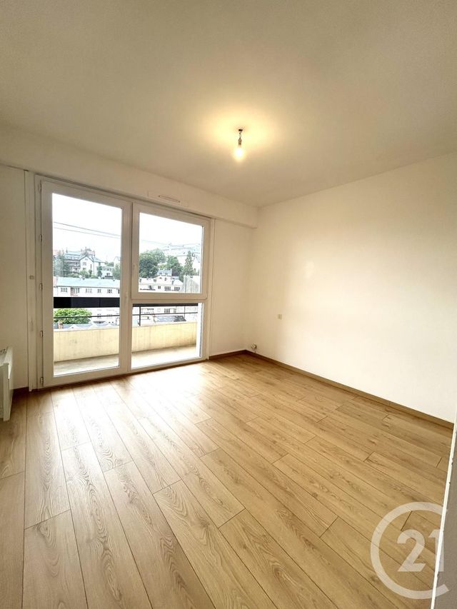 Appartement F4 à louer - 4 pièces - 85.0 m2 - RODEZ - 12 - MIDI-PYRENEES - Century 21 Foch Immobilier