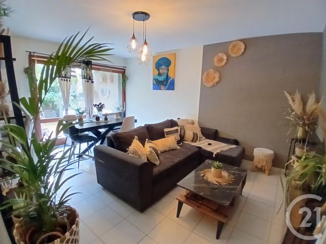 Appartement F2 à louer - 2 pièces - 53.23 m2 - RODEZ - 12 - MIDI-PYRENEES - Century 21 Foch Immobilier