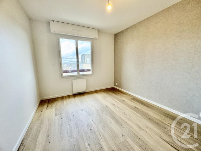 Appartement T3 à louer - 3 pièces - 75.79 m2 - RODEZ - 12 - MIDI-PYRENEES - Century 21 Foch Immobilier