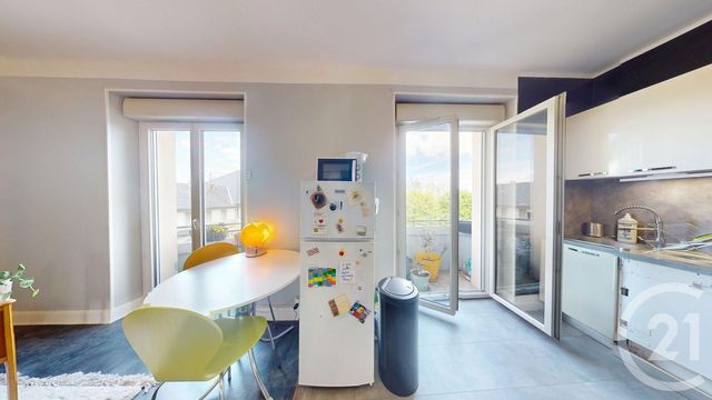 Appartement T2 à vendre - 2 pièces - 47.12 m2 - RODEZ - 12 - MIDI-PYRENEES - Century 21 Foch Immobilier