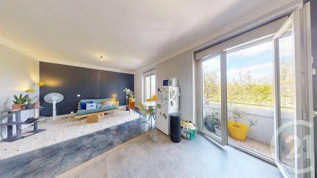 Appartement T2 à vendre - 2 pièces - 47.12 m2 - RODEZ - 12 - MIDI-PYRENEES - Century 21 Foch Immobilier