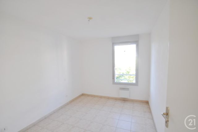 Appartement F2 à louer - 2 pièces - 45.41 m2 - RODEZ - 12 - MIDI-PYRENEES - Century 21 Foch Immobilier