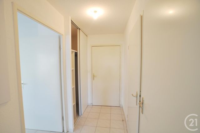 Appartement F2 à louer - 2 pièces - 45.41 m2 - RODEZ - 12 - MIDI-PYRENEES - Century 21 Foch Immobilier