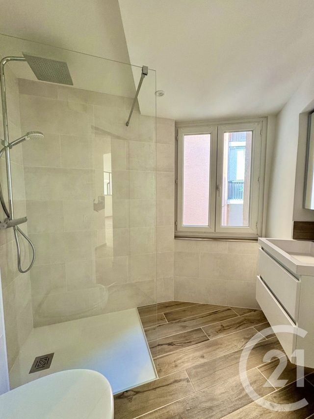 Appartement T2 à louer - 2 pièces - 55.0 m2 - RODEZ - 12 - MIDI-PYRENEES - Century 21 Foch Immobilier