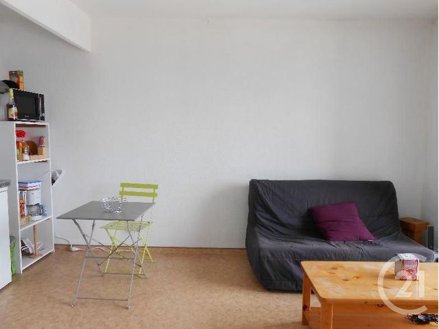Appartement F2 à louer - 2 pièces - 29.22 m2 - RODEZ - 12 - MIDI-PYRENEES - Century 21 Foch Immobilier