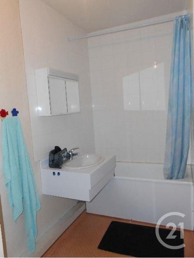 Appartement F2 à louer - 2 pièces - 29.22 m2 - RODEZ - 12 - MIDI-PYRENEES - Century 21 Foch Immobilier