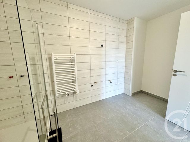 Appartement T3 à louer - 3 pièces - 73.8 m2 - OLEMPS - 12 - MIDI-PYRENEES - Century 21 Foch Immobilier