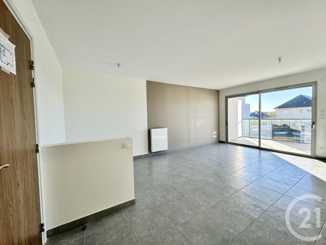 Appartement T3 à louer - 3 pièces - 73.8 m2 - OLEMPS - 12 - MIDI-PYRENEES - Century 21 Foch Immobilier