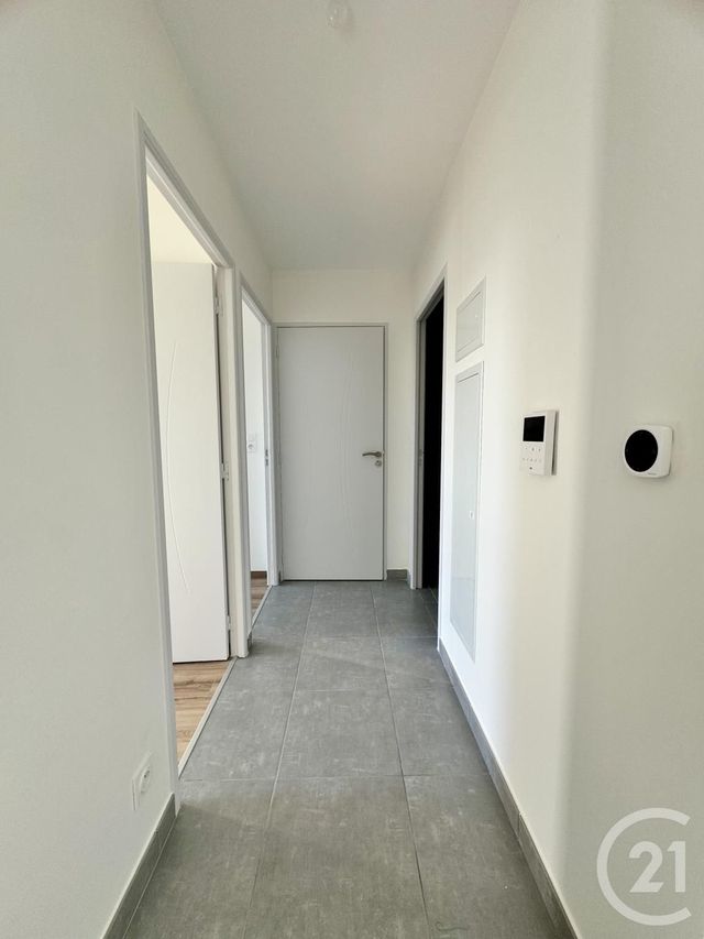 Appartement T3 à louer - 3 pièces - 73.8 m2 - OLEMPS - 12 - MIDI-PYRENEES - Century 21 Foch Immobilier