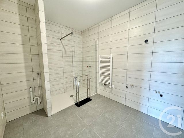 Appartement T3 à louer - 3 pièces - 73.8 m2 - OLEMPS - 12 - MIDI-PYRENEES - Century 21 Foch Immobilier