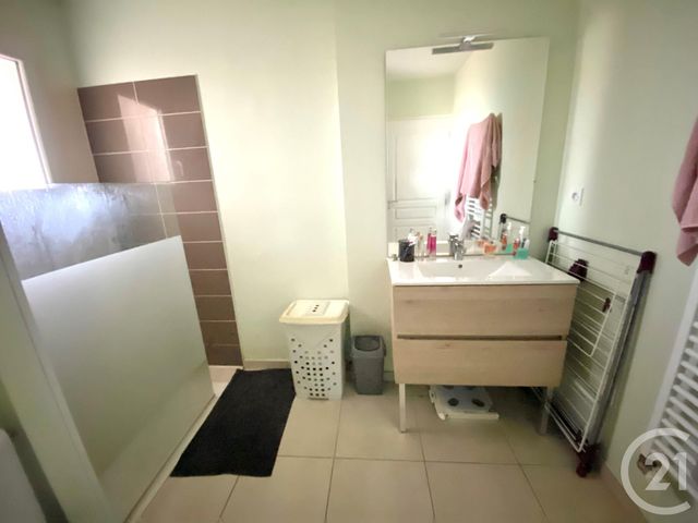 Appartement à louer - 2 pièces - 38.5 m2 - ONET LE CHATEAU - 12 - MIDI-PYRENEES - Century 21 Foch Immobilier