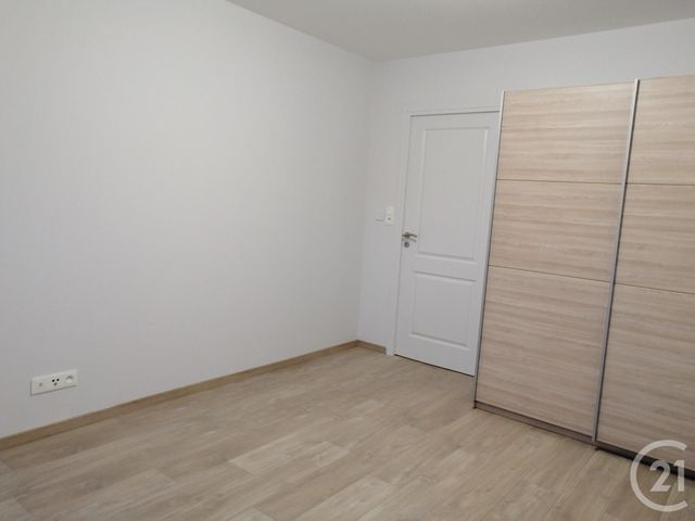 Appartement T2 à louer - 2 pièces - 42.7 m2 - ONET LE CHATEAU - 12 - MIDI-PYRENEES - Century 21 Foch Immobilier