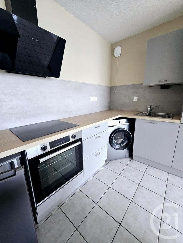 Appartement F2 à louer - 2 pièces - 35.34 m2 - RODEZ - 12 - MIDI-PYRENEES - Century 21 Foch Immobilier