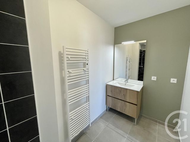 Appartement T1 à louer - 1 pièce - 31.44 m2 - RODEZ - 12 - MIDI-PYRENEES - Century 21 Foch Immobilier