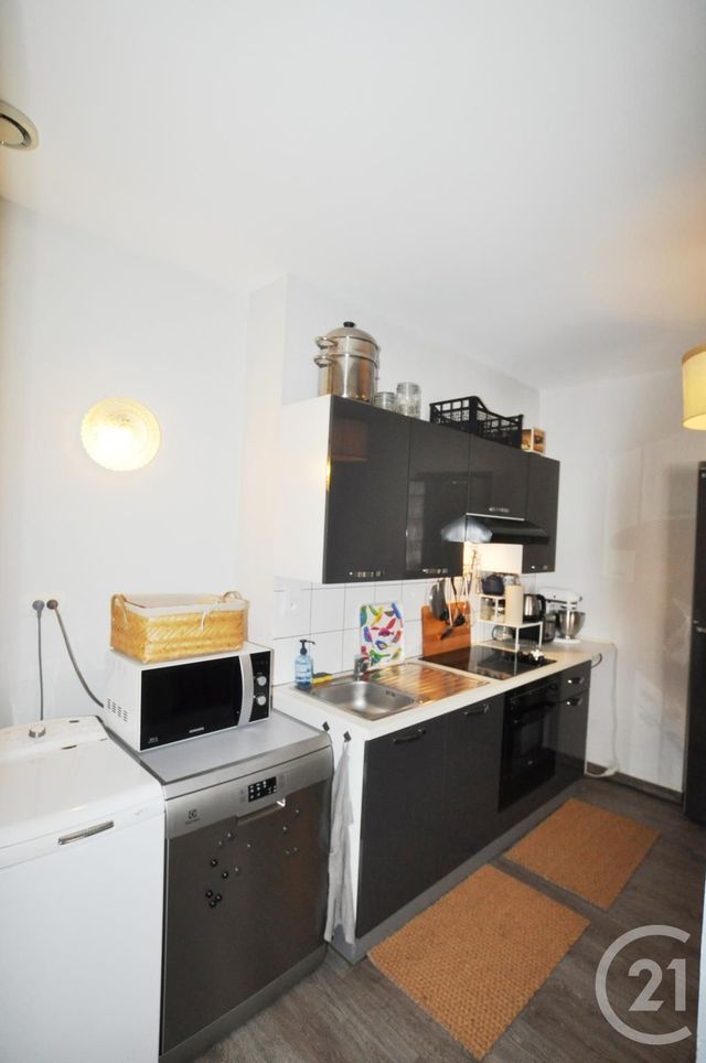 Appartement F2 à louer - 2 pièces - 39.77 m2 - RODEZ - 12 - MIDI-PYRENEES - Century 21 Foch Immobilier