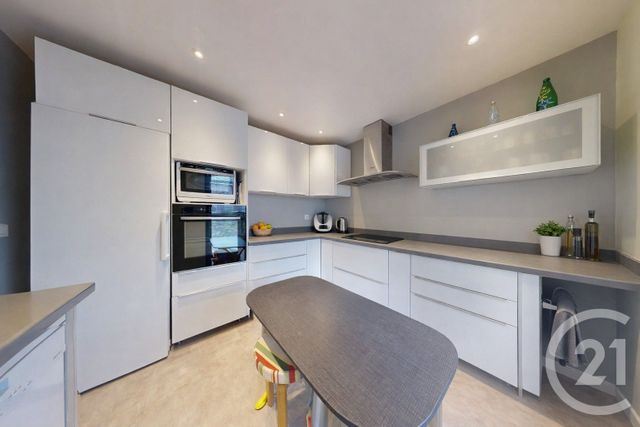 Appartement T3 à vendre - 3 pièces - 88.1 m2 - ONET LE CHATEAU - 12 - MIDI-PYRENEES - Century 21 Foch Immobilier