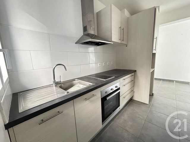 Appartement F2 à louer - 2 pièces - 44.0 m2 - RODEZ - 12 - MIDI-PYRENEES - Century 21 Foch Immobilier