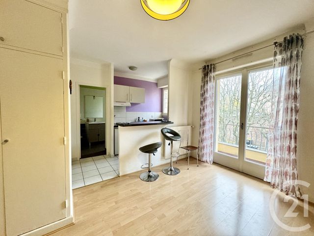 Appartement T1 à louer - 1 pièce - 28.12 m2 - RODEZ - 12 - MIDI-PYRENEES - Century 21 Foch Immobilier