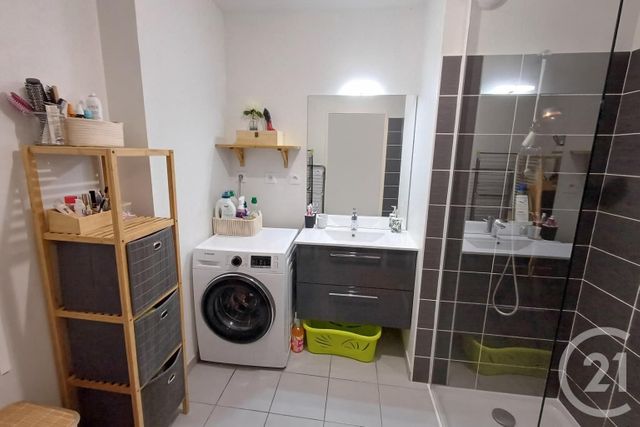 Appartement T2 à vendre - 2 pièces - 47.96 m2 - RODEZ - 12 - MIDI-PYRENEES - Century 21 Foch Immobilier