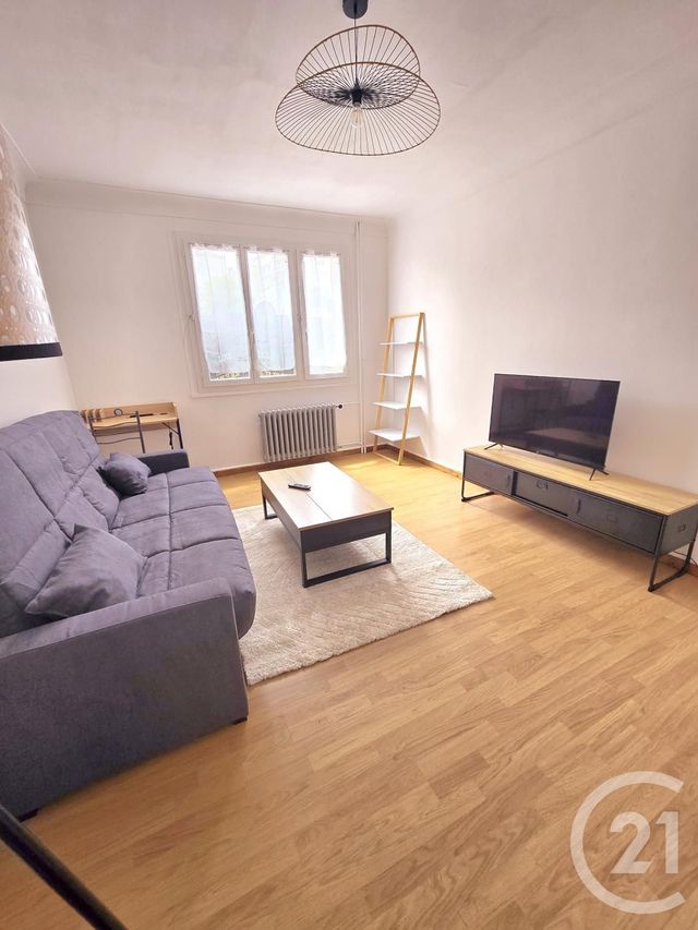 Appartement F1 à louer - 2 pièces - 37.05 m2 - RODEZ - 12 - MIDI-PYRENEES - Century 21 Foch Immobilier