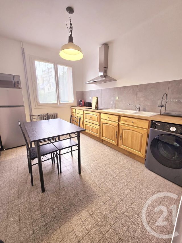 Appartement F1 à louer - 2 pièces - 37.05 m2 - RODEZ - 12 - MIDI-PYRENEES - Century 21 Foch Immobilier