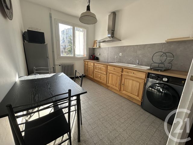 Appartement F1 à louer - 2 pièces - 37.05 m2 - RODEZ - 12 - MIDI-PYRENEES - Century 21 Foch Immobilier