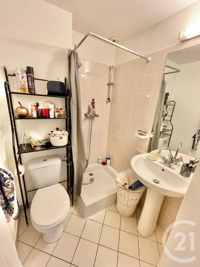 Appartement F1 à louer - 1 pièce - 17.5 m2 - RODEZ - 12 - MIDI-PYRENEES - Century 21 Foch Immobilier