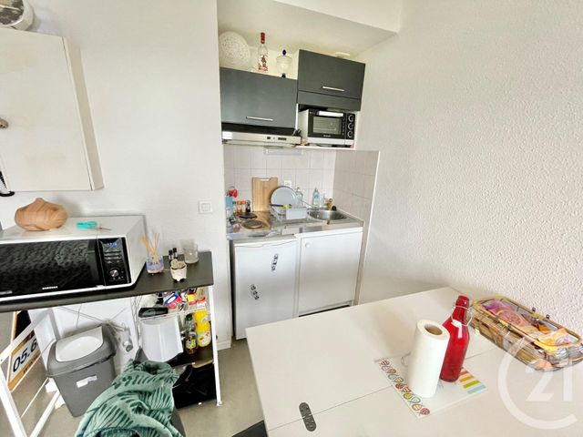 Appartement F1 à louer - 1 pièce - 17.5 m2 - RODEZ - 12 - MIDI-PYRENEES - Century 21 Foch Immobilier