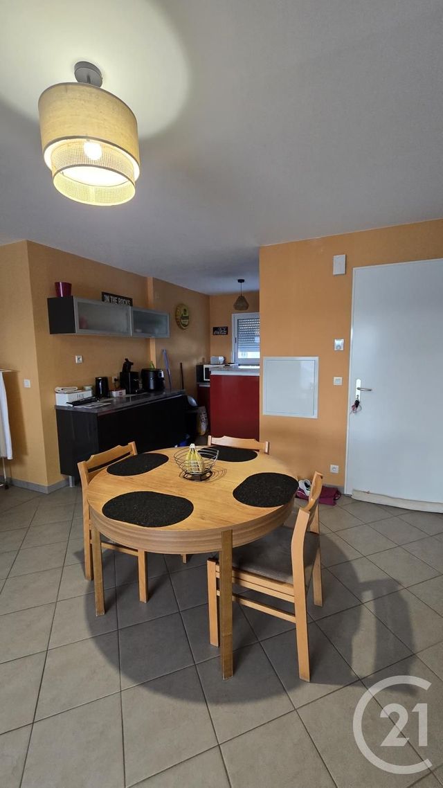 Appartement T3 à louer - 3 pièces - 65.28 m2 - LUC LA PRIMAUBE - 12 - MIDI-PYRENEES - Century 21 Foch Immobilier