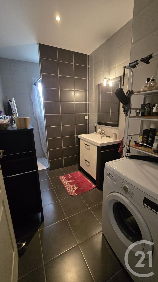 Appartement T3 à louer - 3 pièces - 65.28 m2 - LUC LA PRIMAUBE - 12 - MIDI-PYRENEES - Century 21 Foch Immobilier