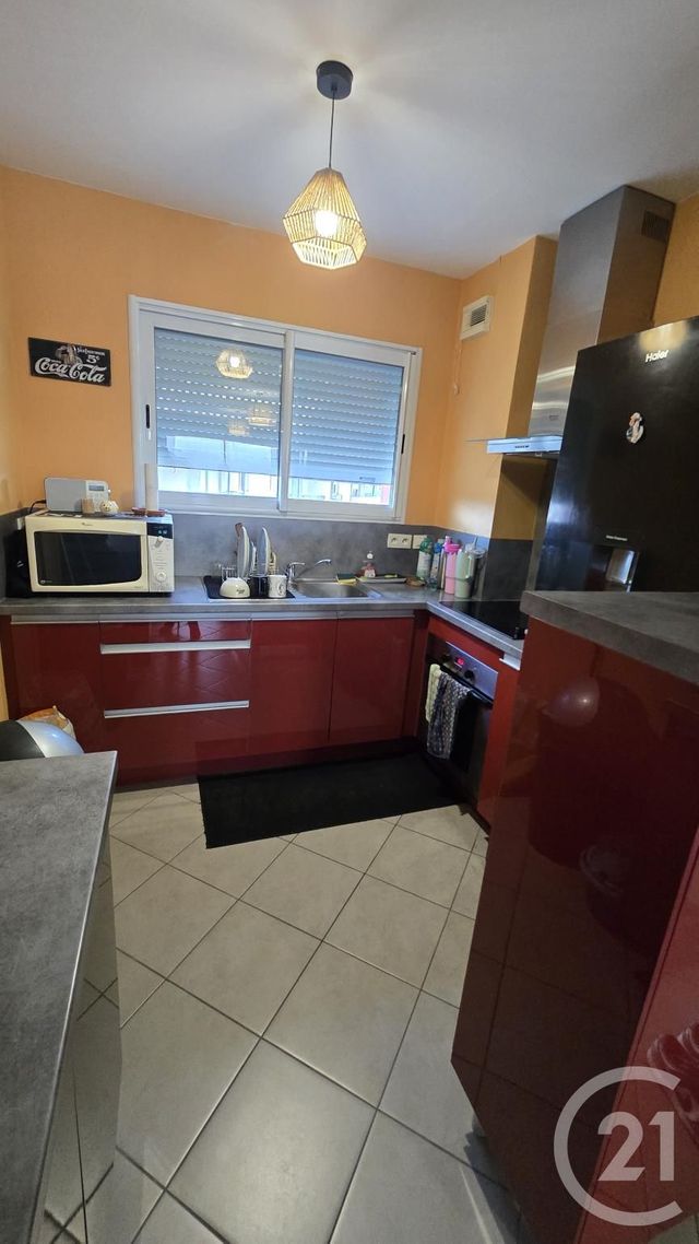 Appartement T3 à louer - 3 pièces - 65.28 m2 - LUC LA PRIMAUBE - 12 - MIDI-PYRENEES - Century 21 Foch Immobilier