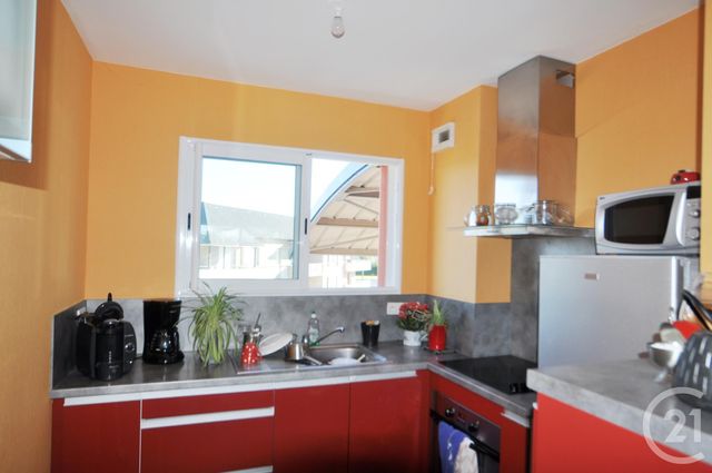 Appartement T3 à louer - 3 pièces - 65.28 m2 - LUC LA PRIMAUBE - 12 - MIDI-PYRENEES - Century 21 Foch Immobilier