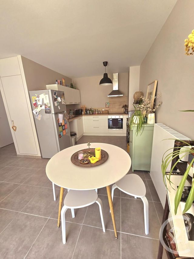Appartement T2 à louer - 2 pièces - 50.1 m2 - RODEZ - 12 - MIDI-PYRENEES - Century 21 Foch Immobilier