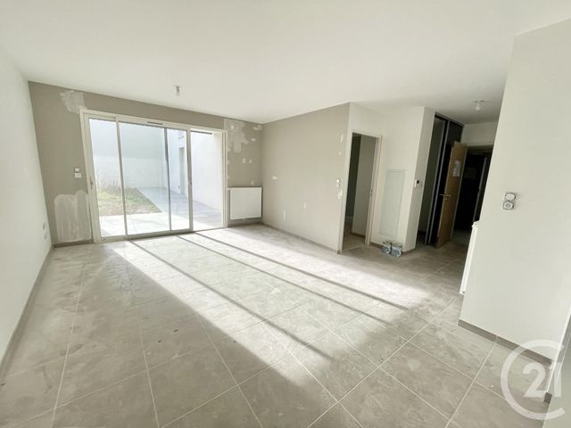Appartement T2 à louer - 2 pièces - 43.58 m2 - RODEZ - 12 - MIDI-PYRENEES - Century 21 Foch Immobilier
