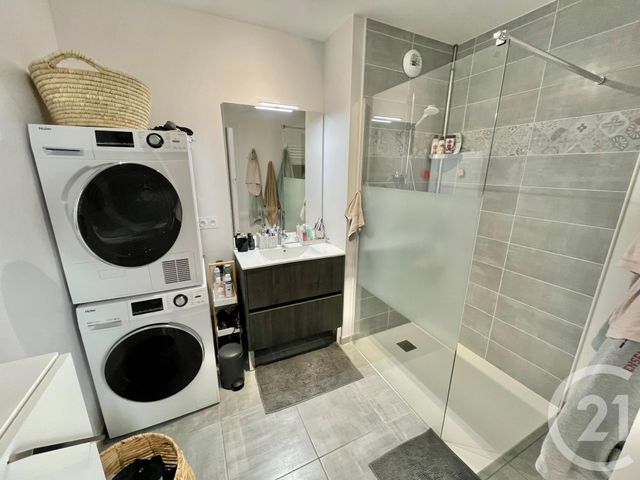 Appartement T2 à louer - 2 pièces - 50.1 m2 - RODEZ - 12 - MIDI-PYRENEES - Century 21 Foch Immobilier